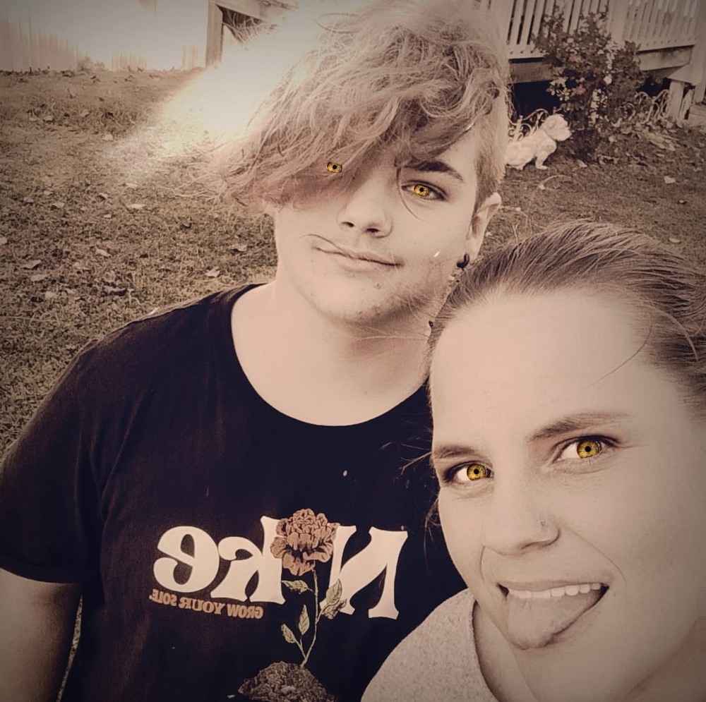 Meet your Posher, Brittnie